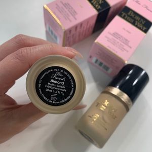 Too Faced : Born This Way Foundation (2)